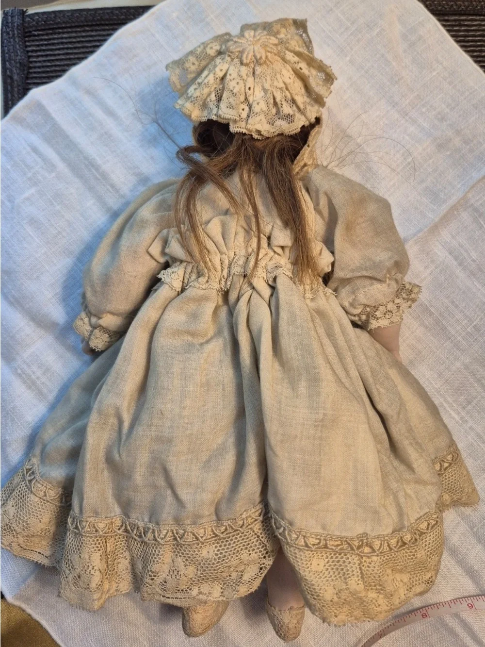 Antique Victorian Porcelain Doll In Fine Condition for its age read below